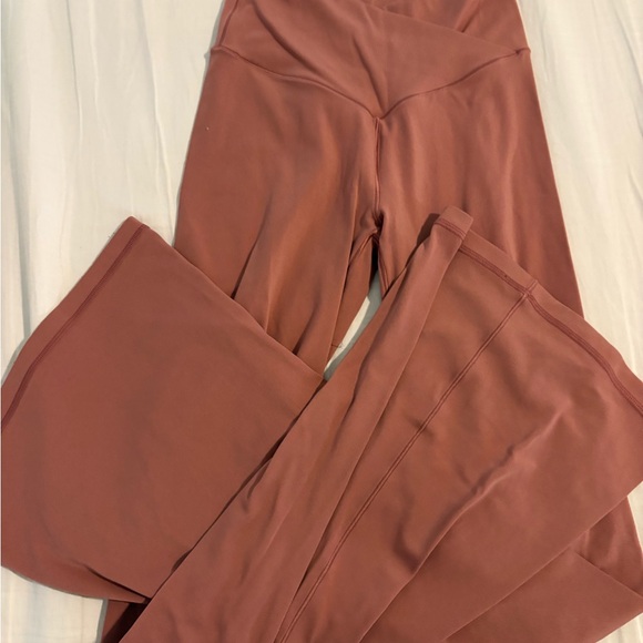 Aerie Offline Rose Flare Leggings - Picture 2 of 4